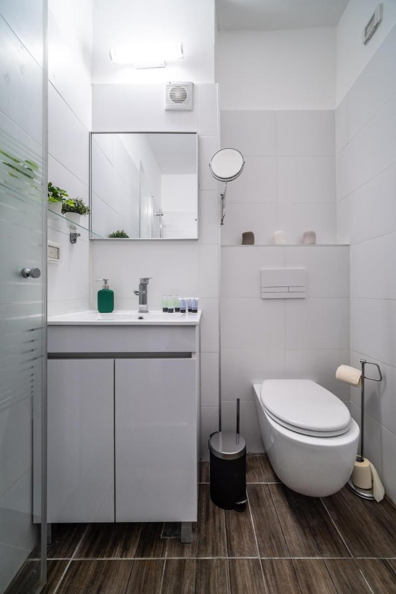 PORT CITY HAIFA - German Colony Luxurious 2 bdrms Apt - Housity