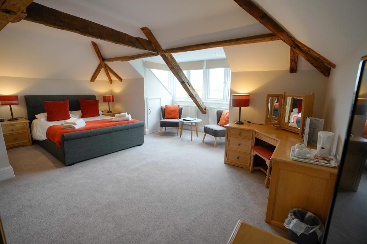Waveney House Hotel - Housity