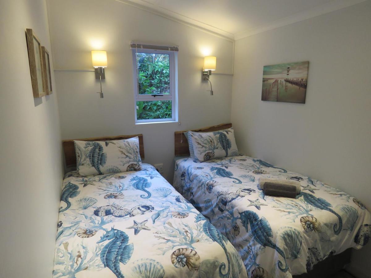 Bare Feet Retreat - Housity