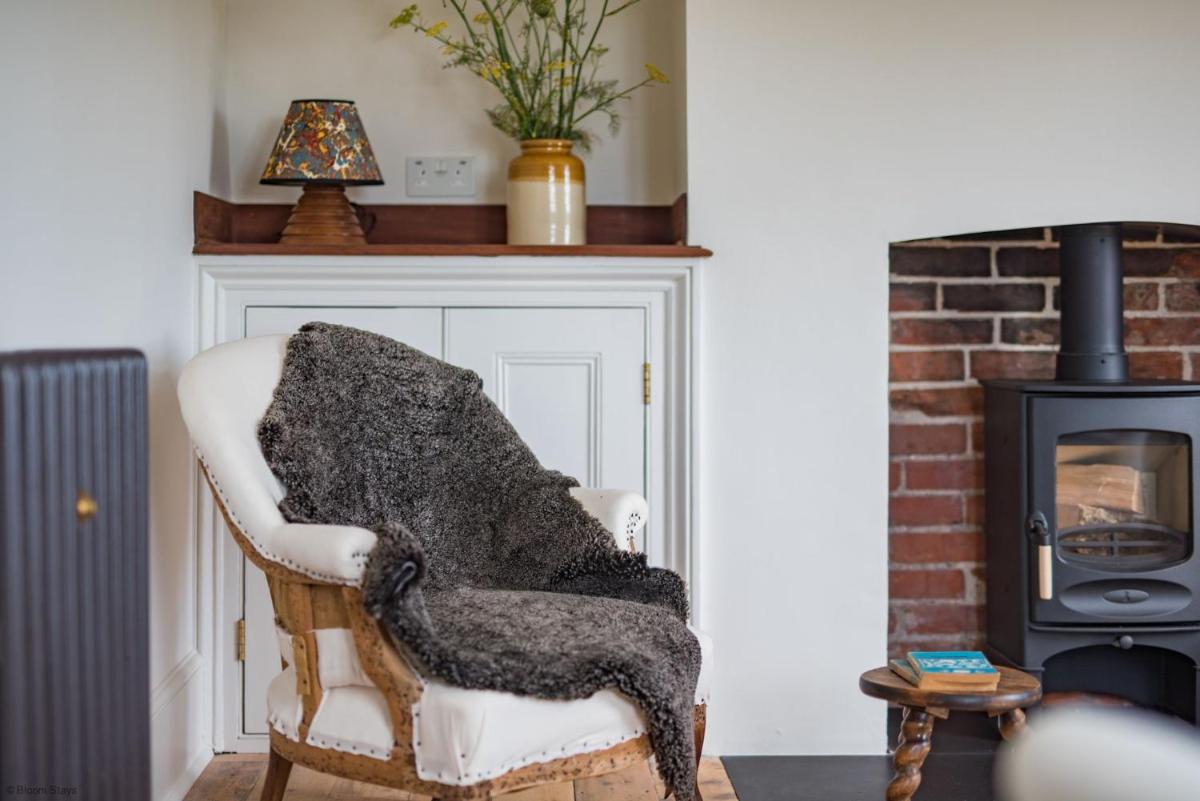 East Cottage by Bloom Stays - Housity