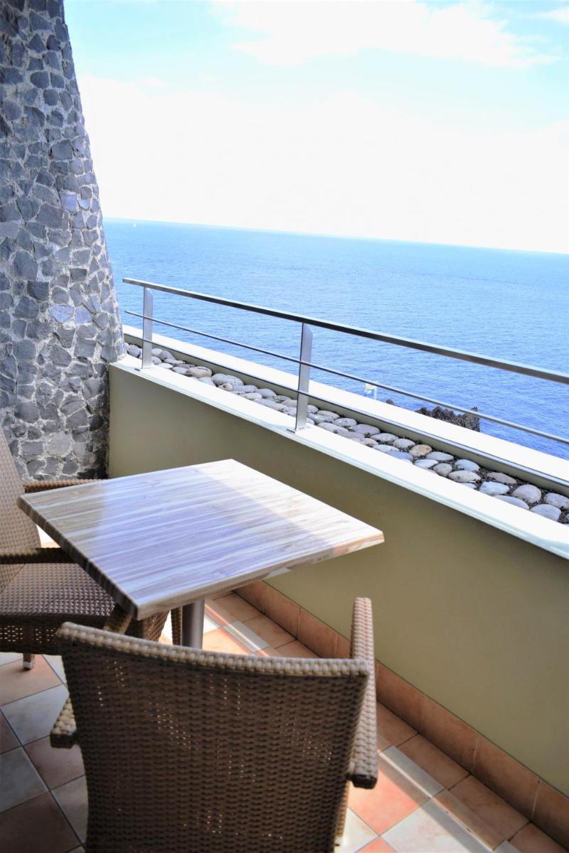 Uma vista do mar geral ou uma vista do mar a partir do hotel