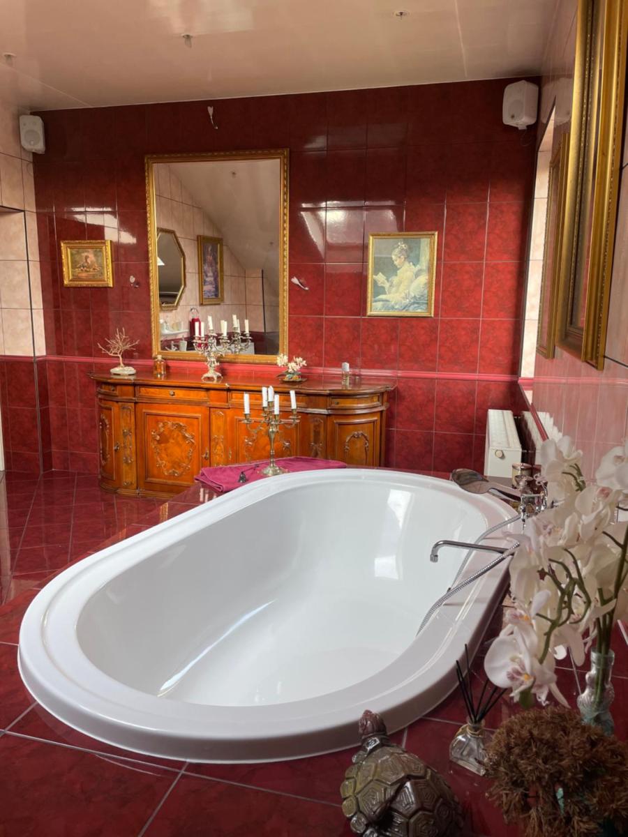 Pool Villa with japanese garden - Housity