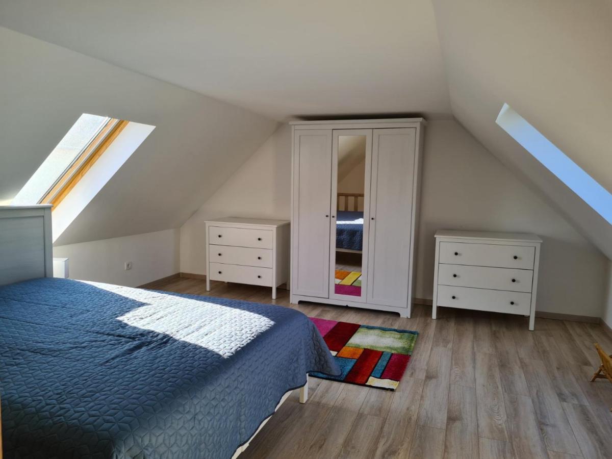 Lívia Apartman Hévíz - Housity