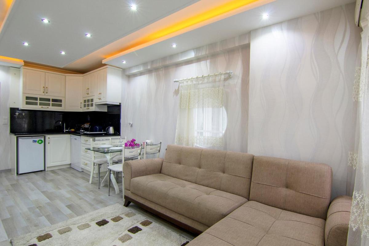 1 Bedroom City Apartments - Housity