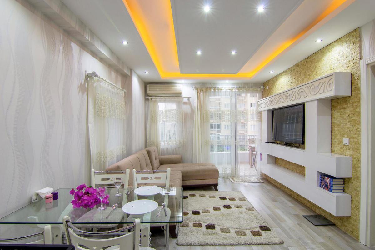 1 Bedroom City Apartments - Housity