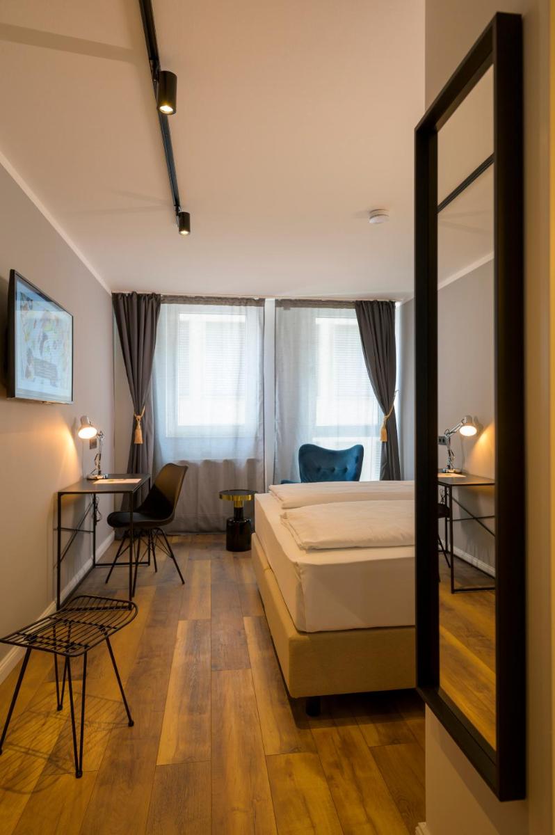 Nikii City Hotel - Housity