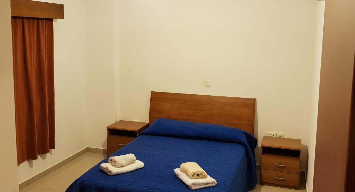 Galatia's Court - Housity