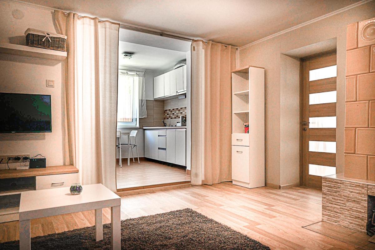 Приватна садиба Затишок - Housity