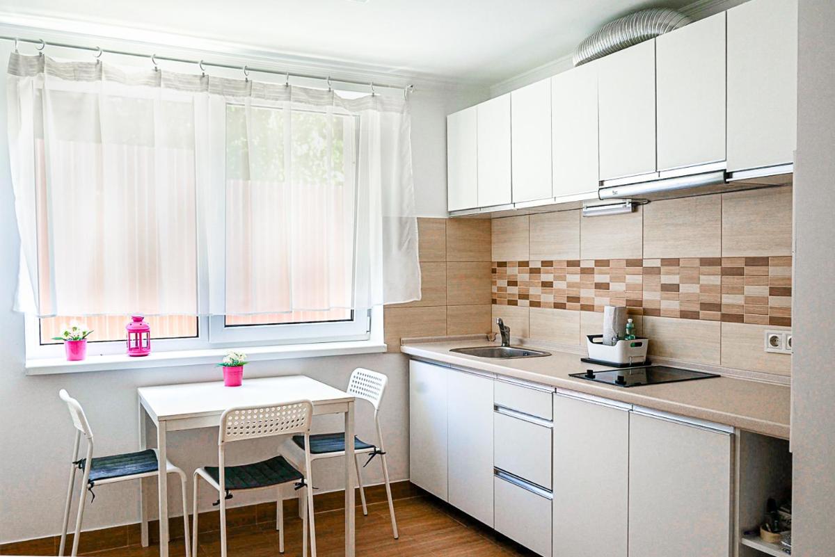 Приватна садиба Затишок - Housity