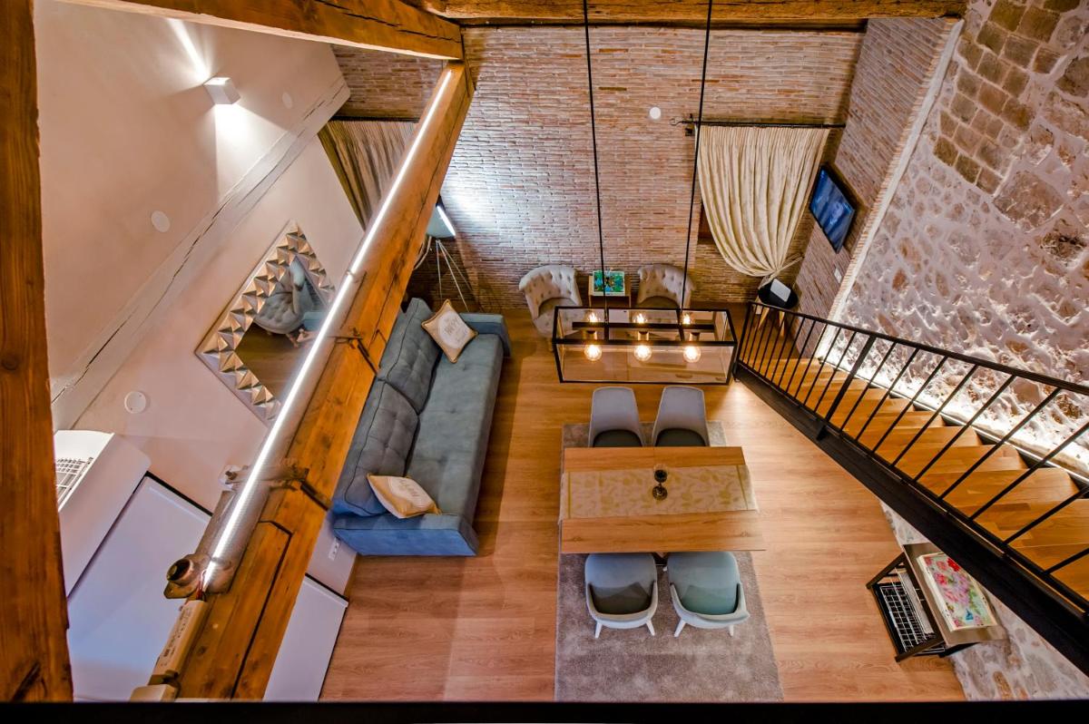 Apartments Casa De Amicis - Housity