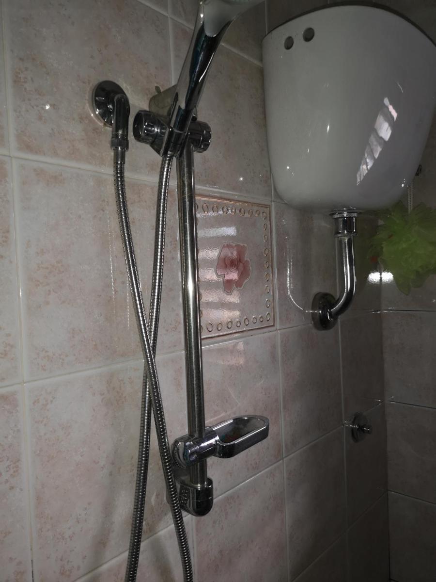 La Banderuola - Housity