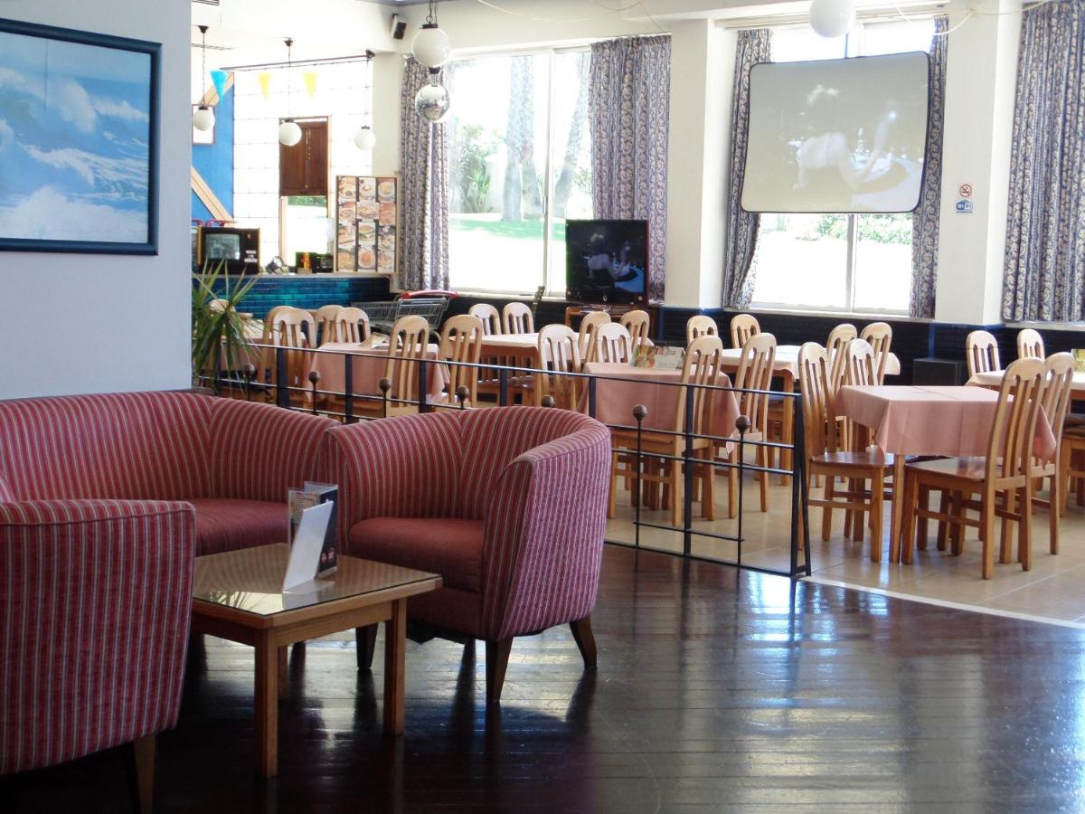 Hotel Luar - Housity