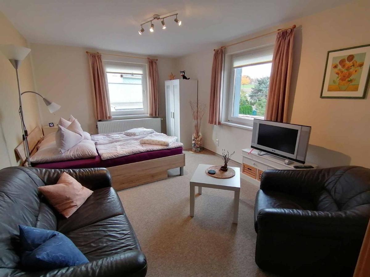 Ferienwohnung Schöne Aussicht - Housity