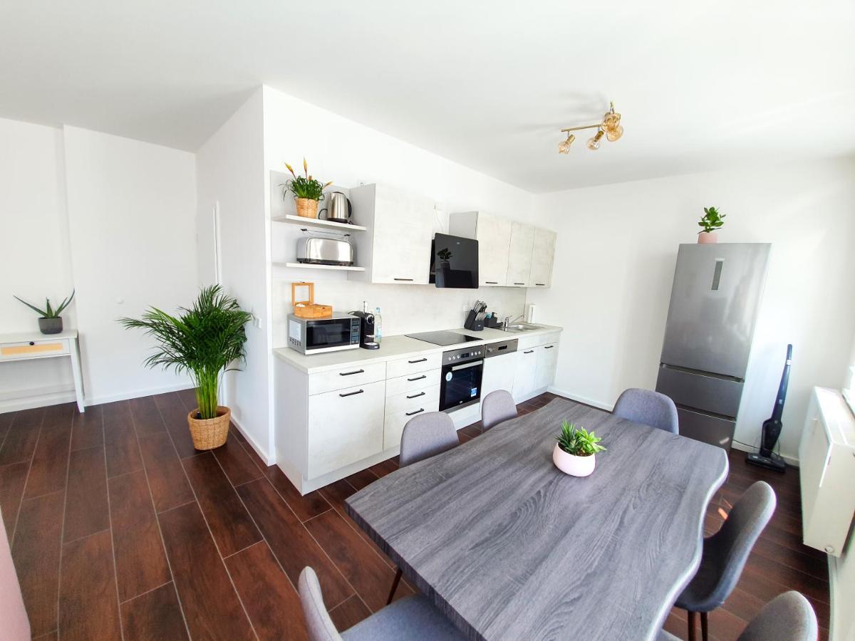 PB Ferienwohnungen - FeWo 7 - Stilvoll eingerichtetes Apartment im Herzen Senftenbergs - Hizvo