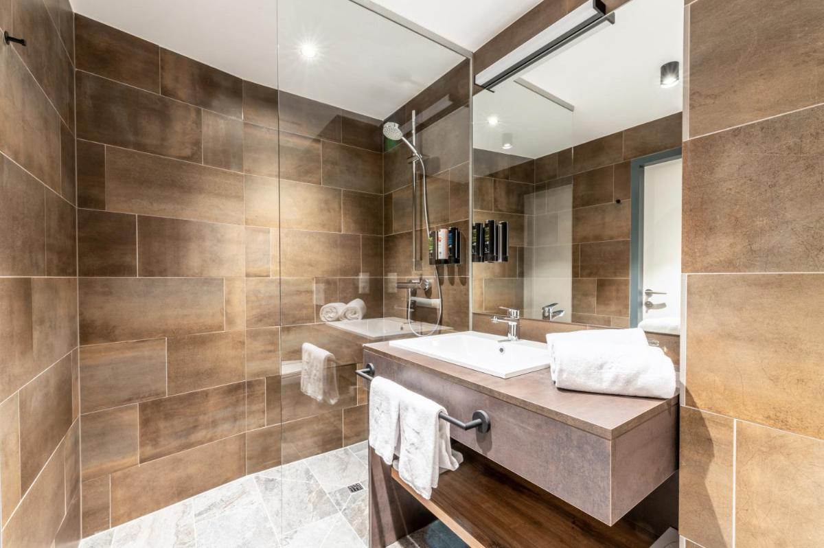 Aiden by Best Western Stadtgut Hotel Steyr - FREE PARKING - Housity