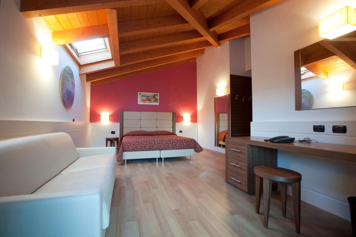 Hotel Eridano - Housity