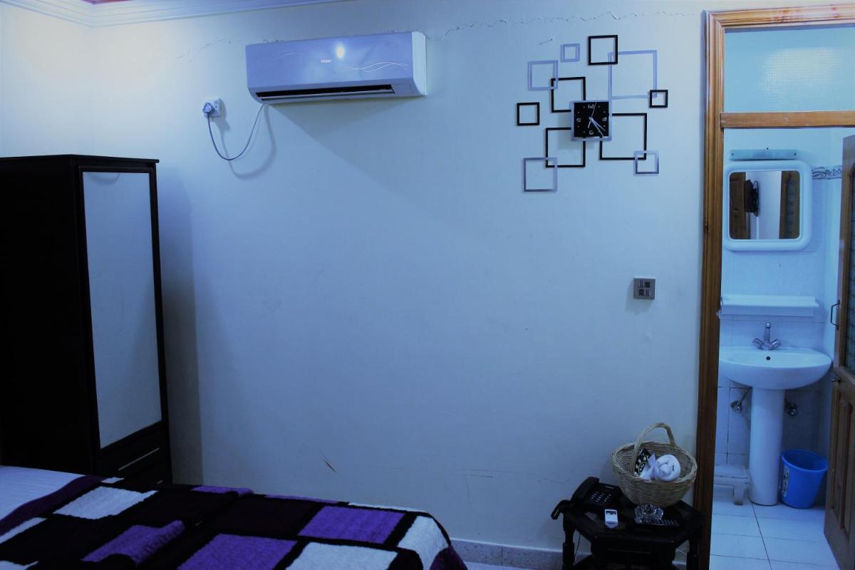 Muzaffarabad View Motel - Housity