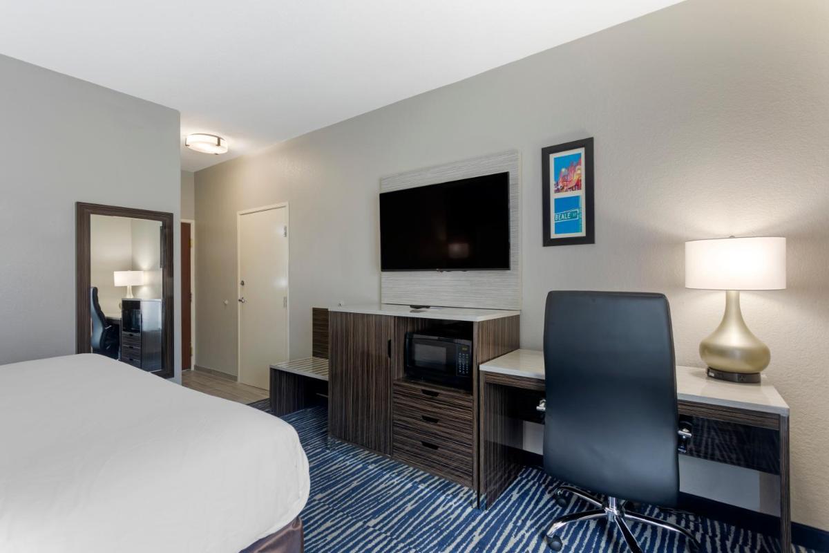 Comfort Inn & Suites Memphis East - Housity