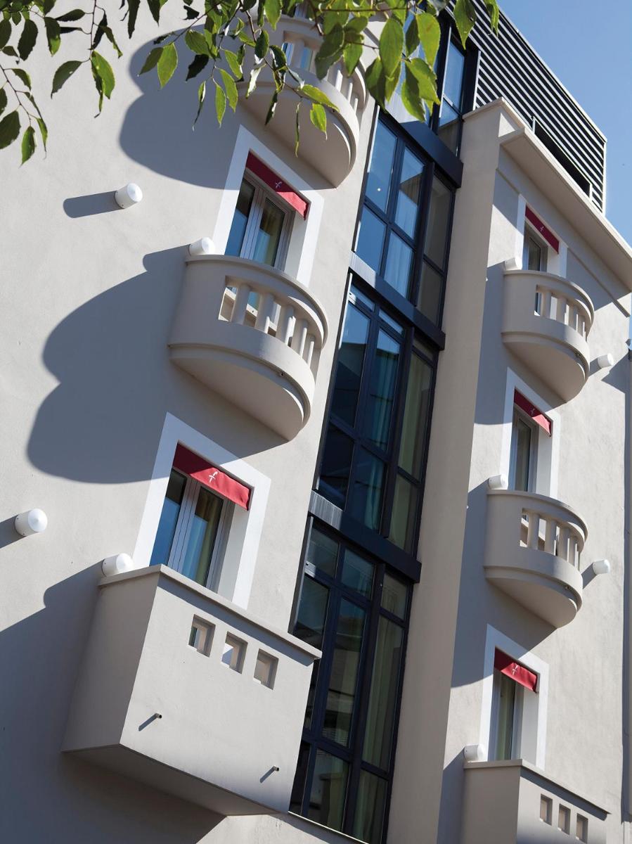 Hotel De France - Housity