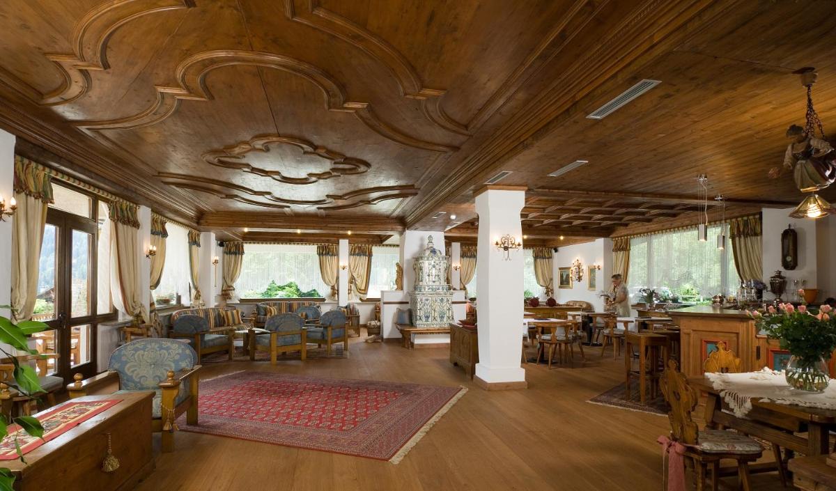 Parkhotel Ladinia - Housity