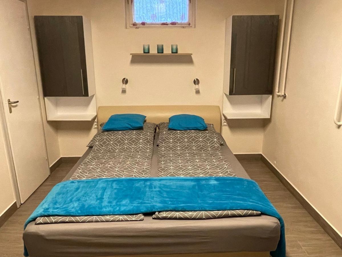 Lina Apartmanok - Housity