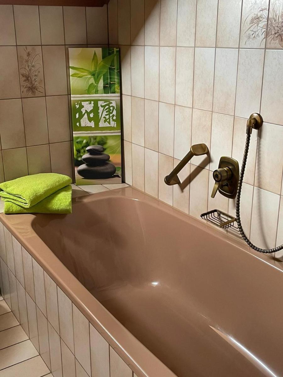 Ferienwohnung Reblandblick - Housity