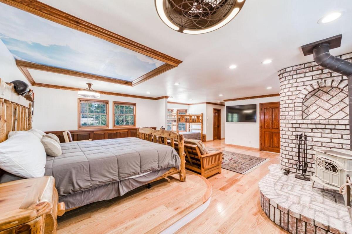 Bears Palace #2008 by Big Bear Vacations - Housity