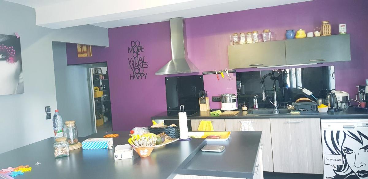 Butterfly Room in Sweet Home - Housity