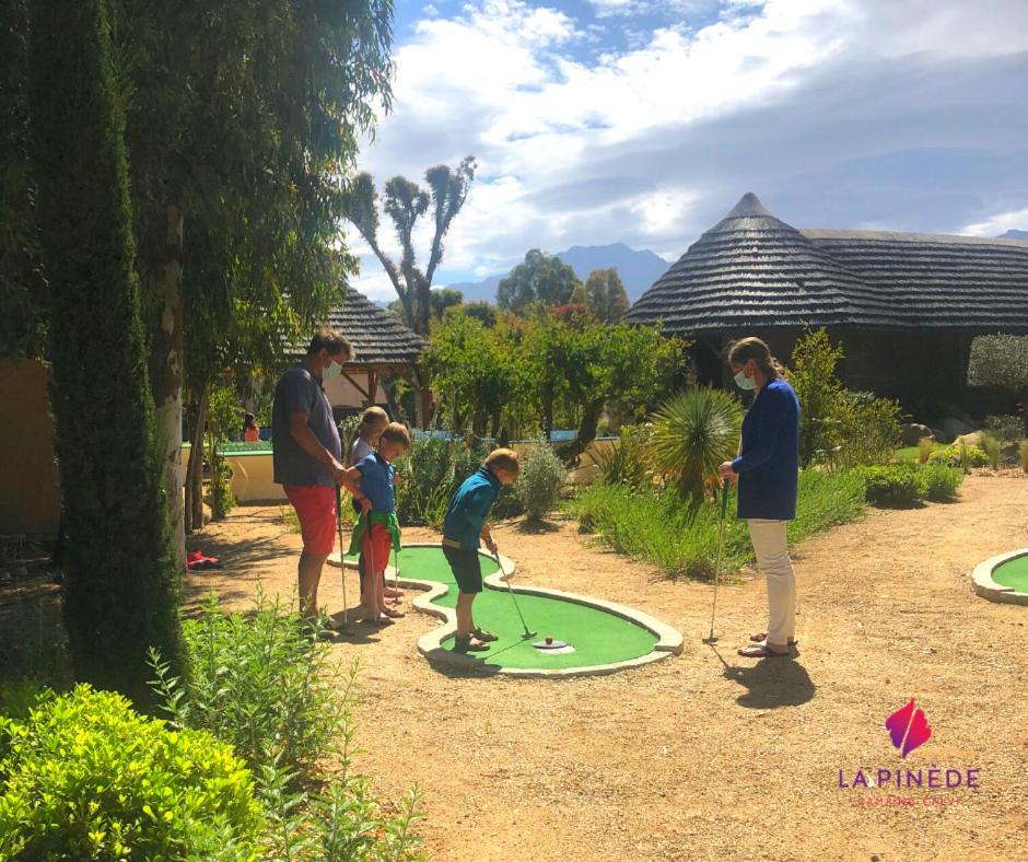 Clients de l'établissement Camping La Pinède