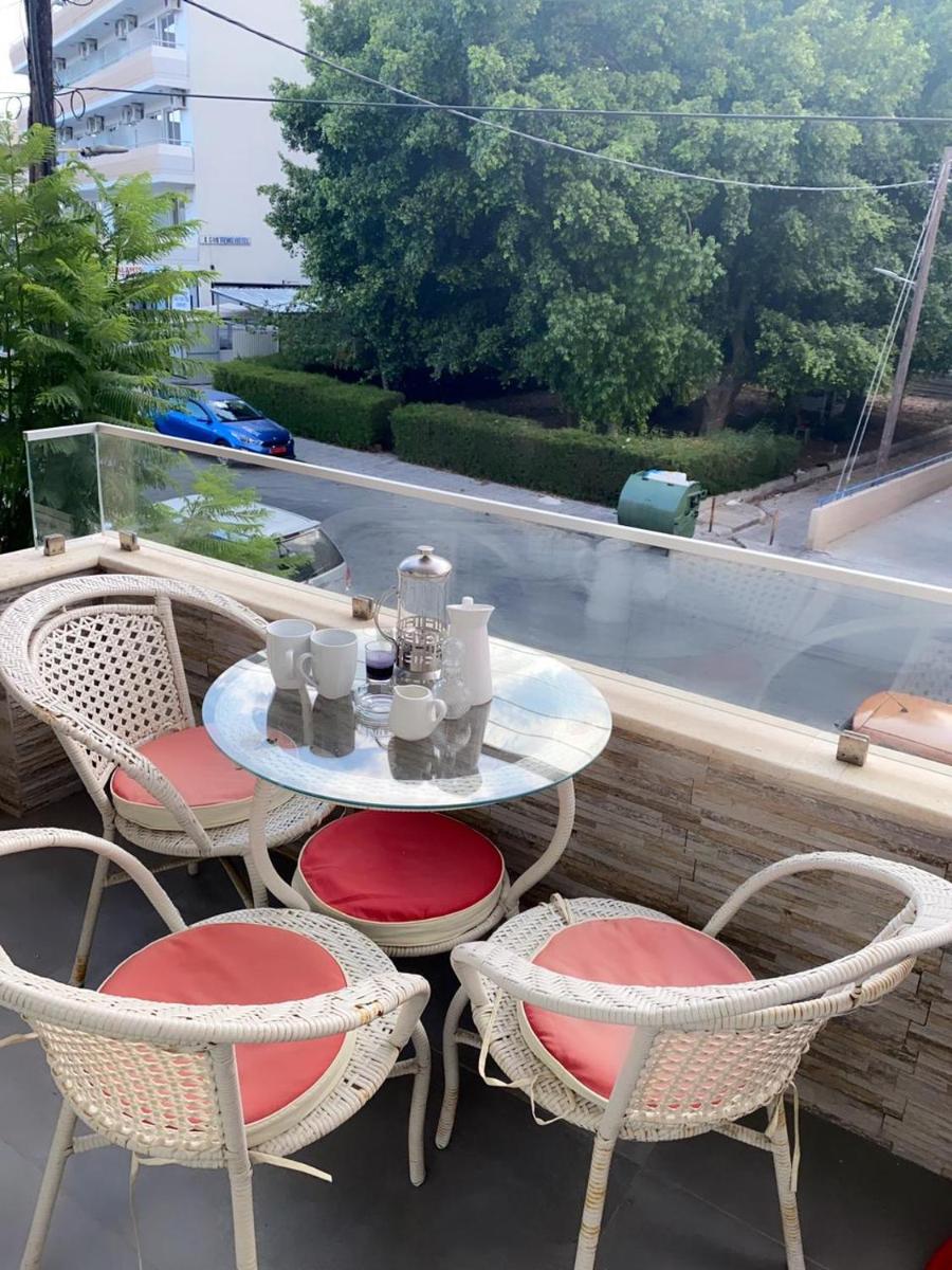 Next to the beach Mackenzie Studio - Housity