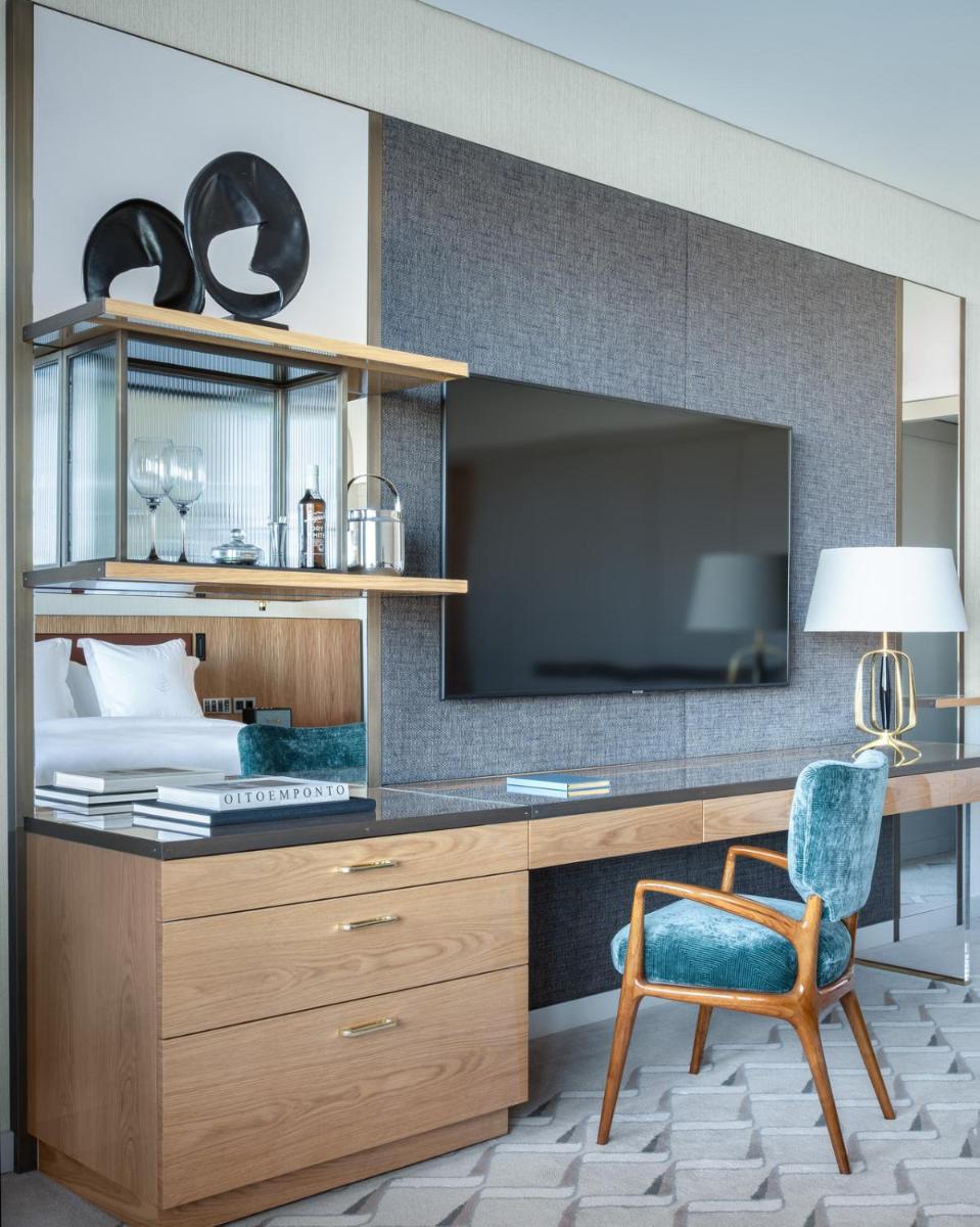 A cozinha ou kitchenette de Four Seasons Hotel Ritz Lisbon