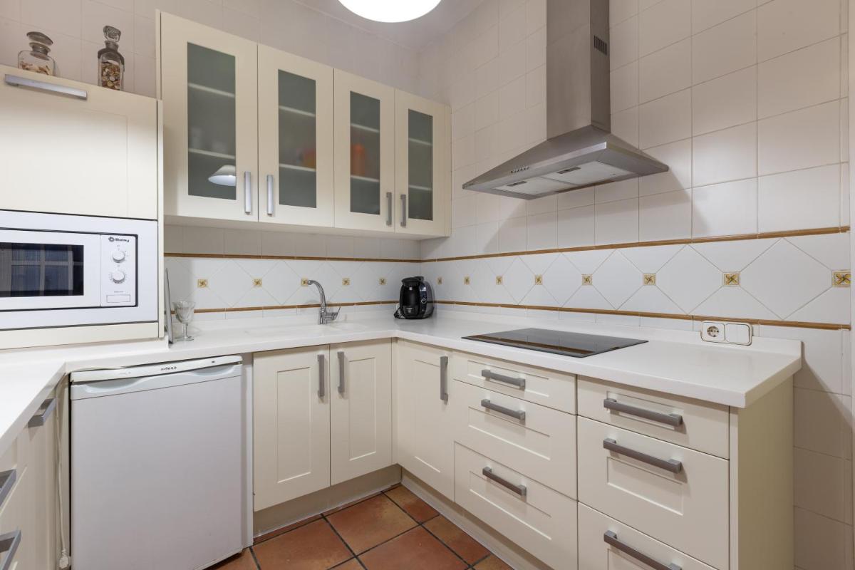Apartamento Molina Lario Catedral - Housity