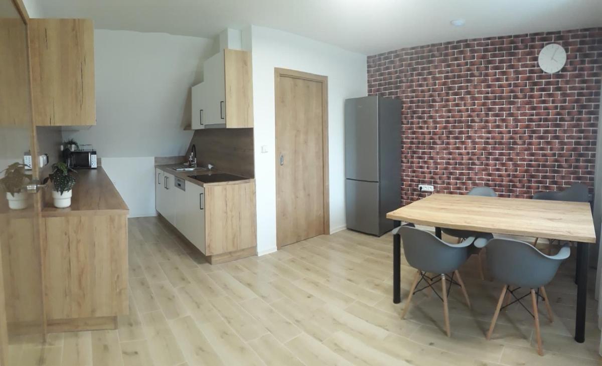 Apartmánový dům na kolonádě - Housity