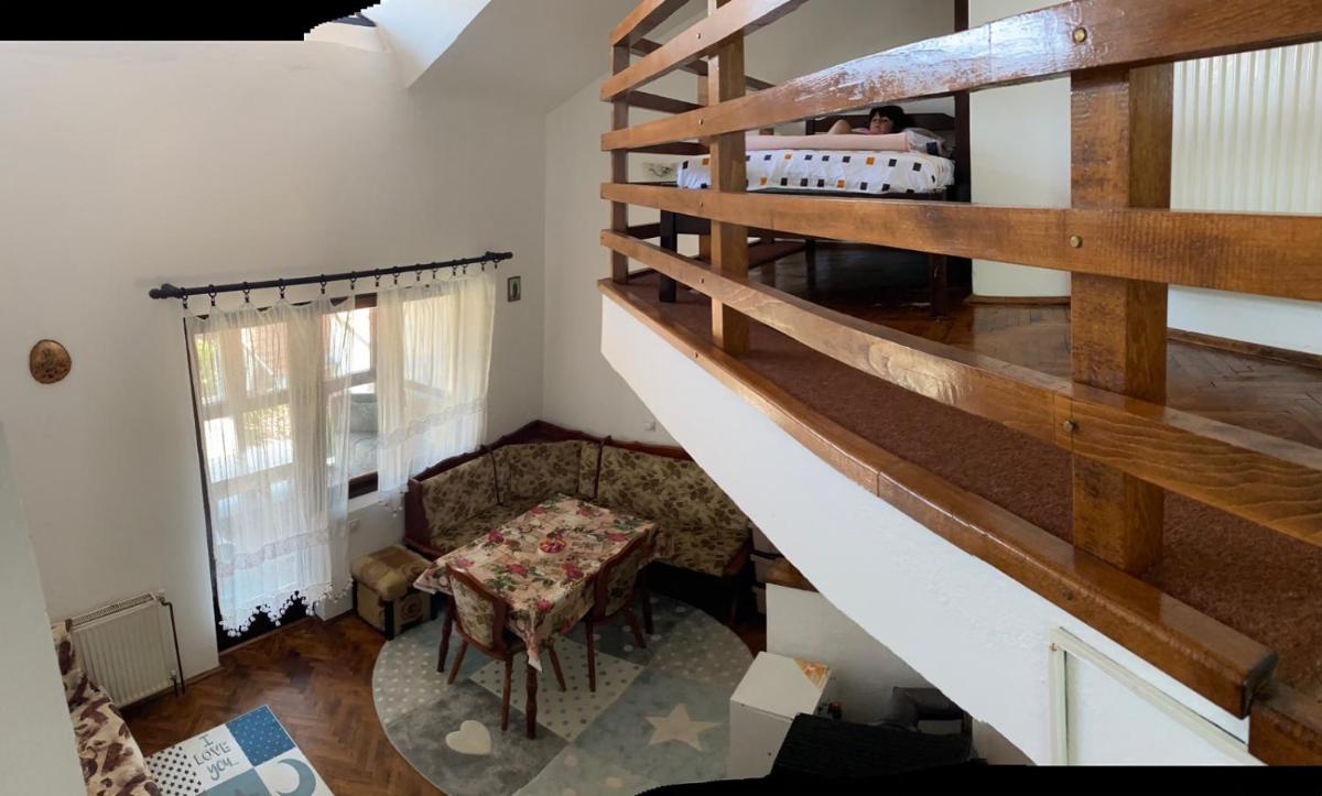 Apartmani Nini Vlasina - Housity