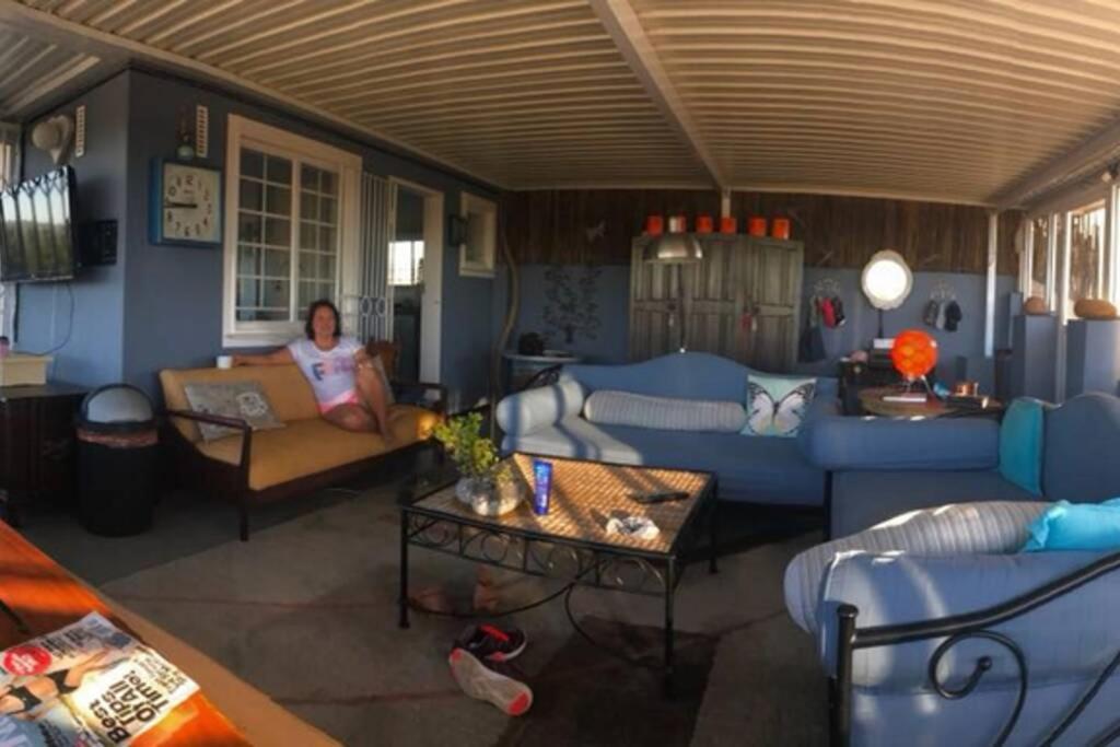 Newlands East, Durban Home, Panoramic•Peaceful• - Housity