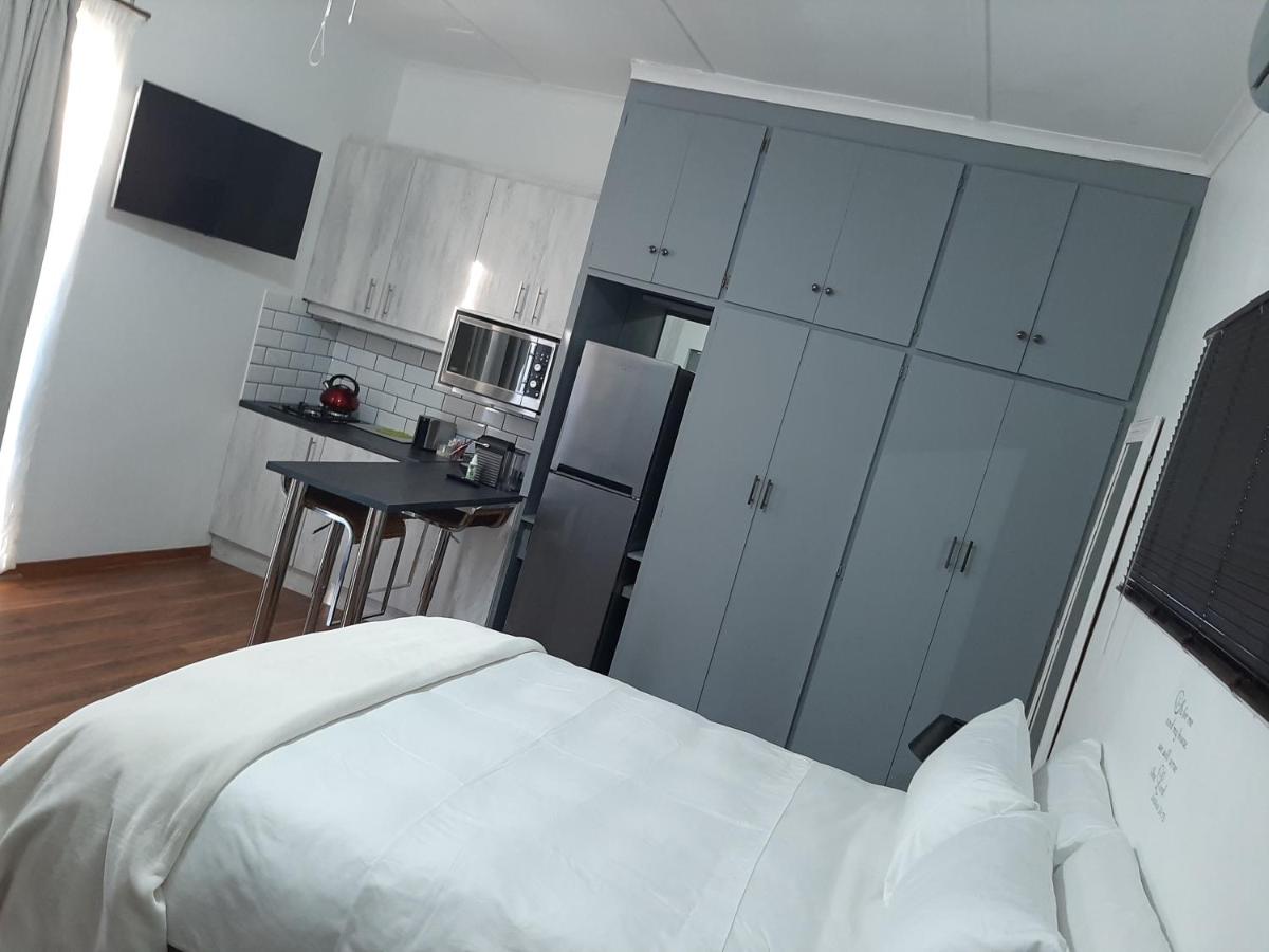 Nikita's Self-catering Haven 2 - Housity