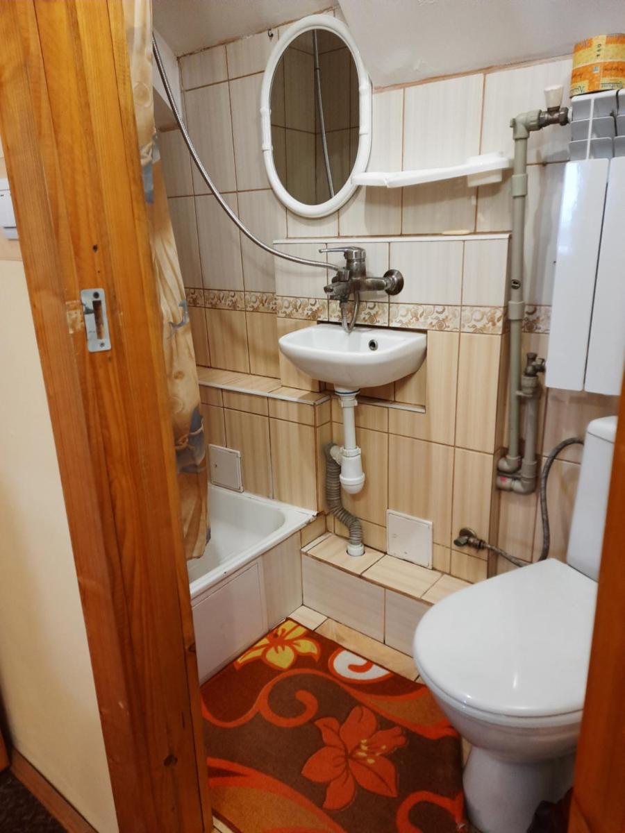 Zelenyj Gaj - Housity
