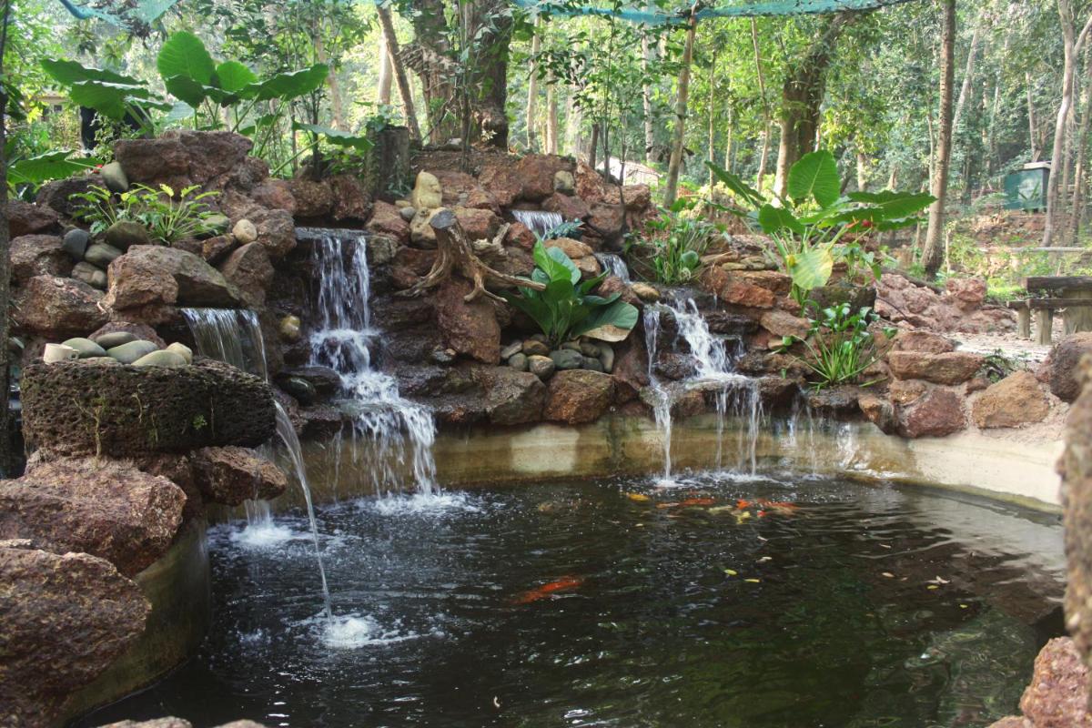 Nirvana Hill Resort - Housity