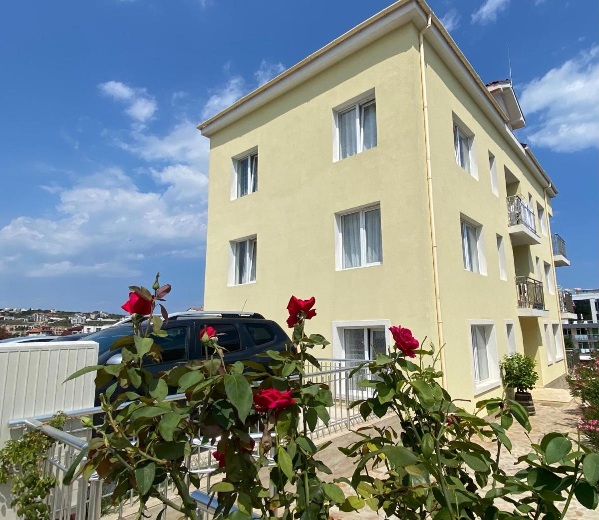 Byala Friendy Sea Apartaments - Housity