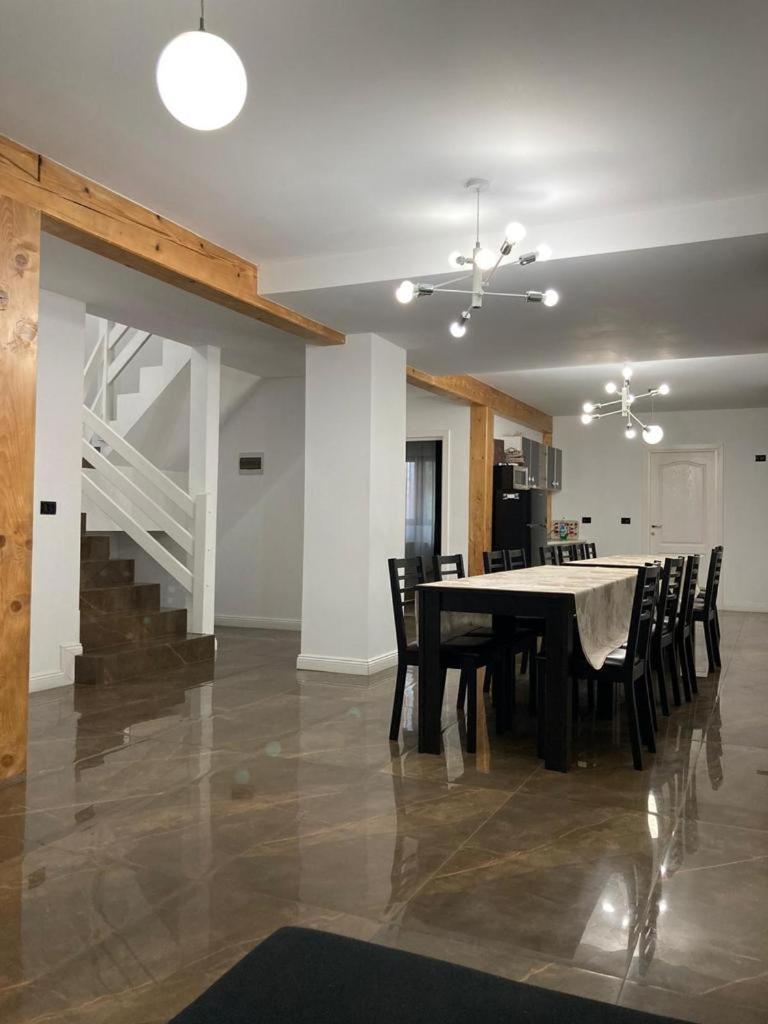 Pensiunea Cheile Repezii - Housity