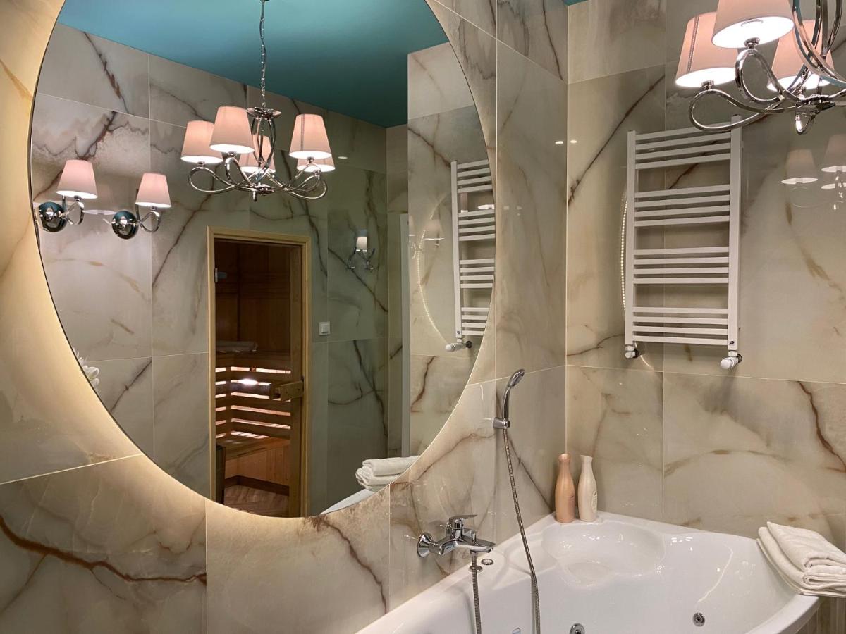 Family & Business Sauna Apartments Sienkiewicza Wesoła No3 - No4 Centrum Downtown - 1-2 Bedroom with Private Sauna, Parking - Housity