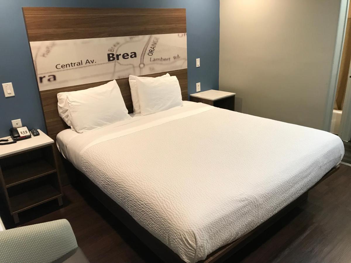 Hyland Motel Brea - Housity