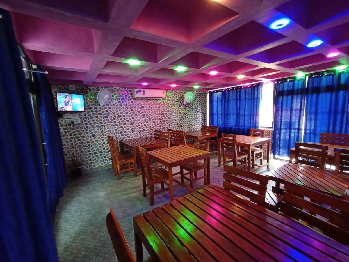 Zara Homestay Santiniketan - Housity