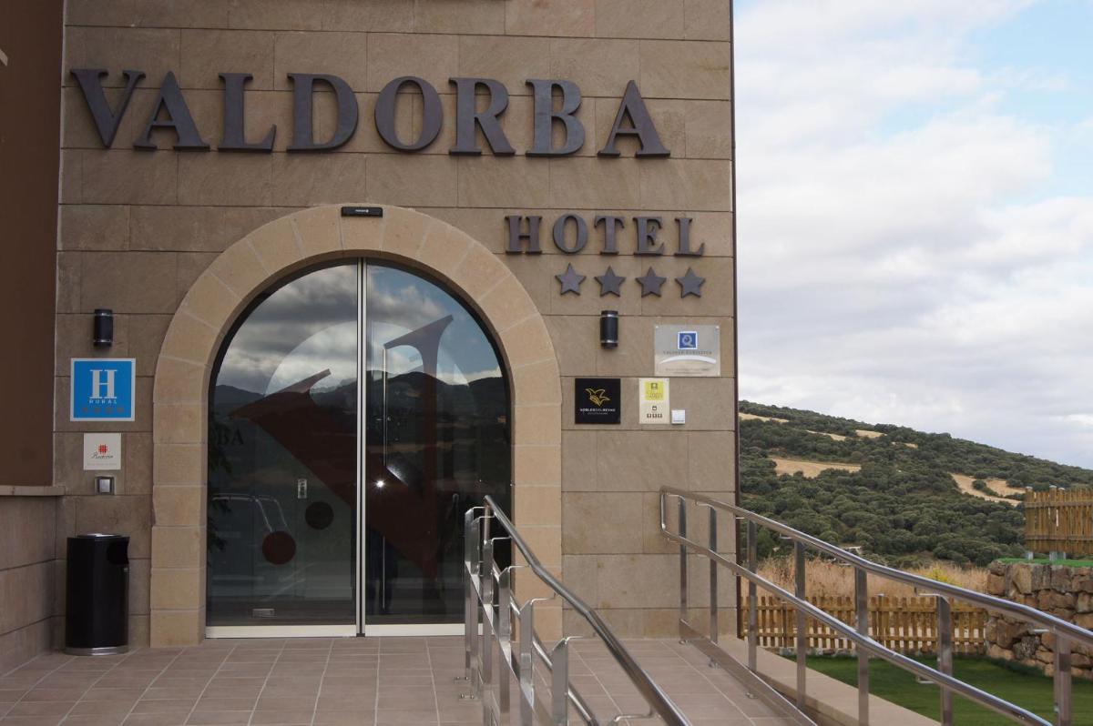 Hotel Rural Valdorba - Housity