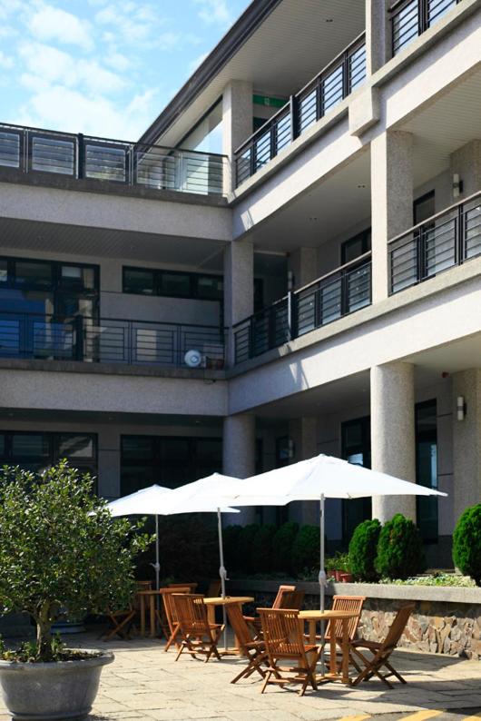 阿里山梅園樓觀景飯店 - Housity
