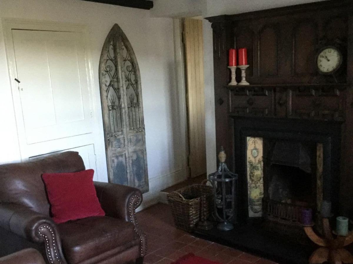 Upper Blue Bank Cottage - Housity