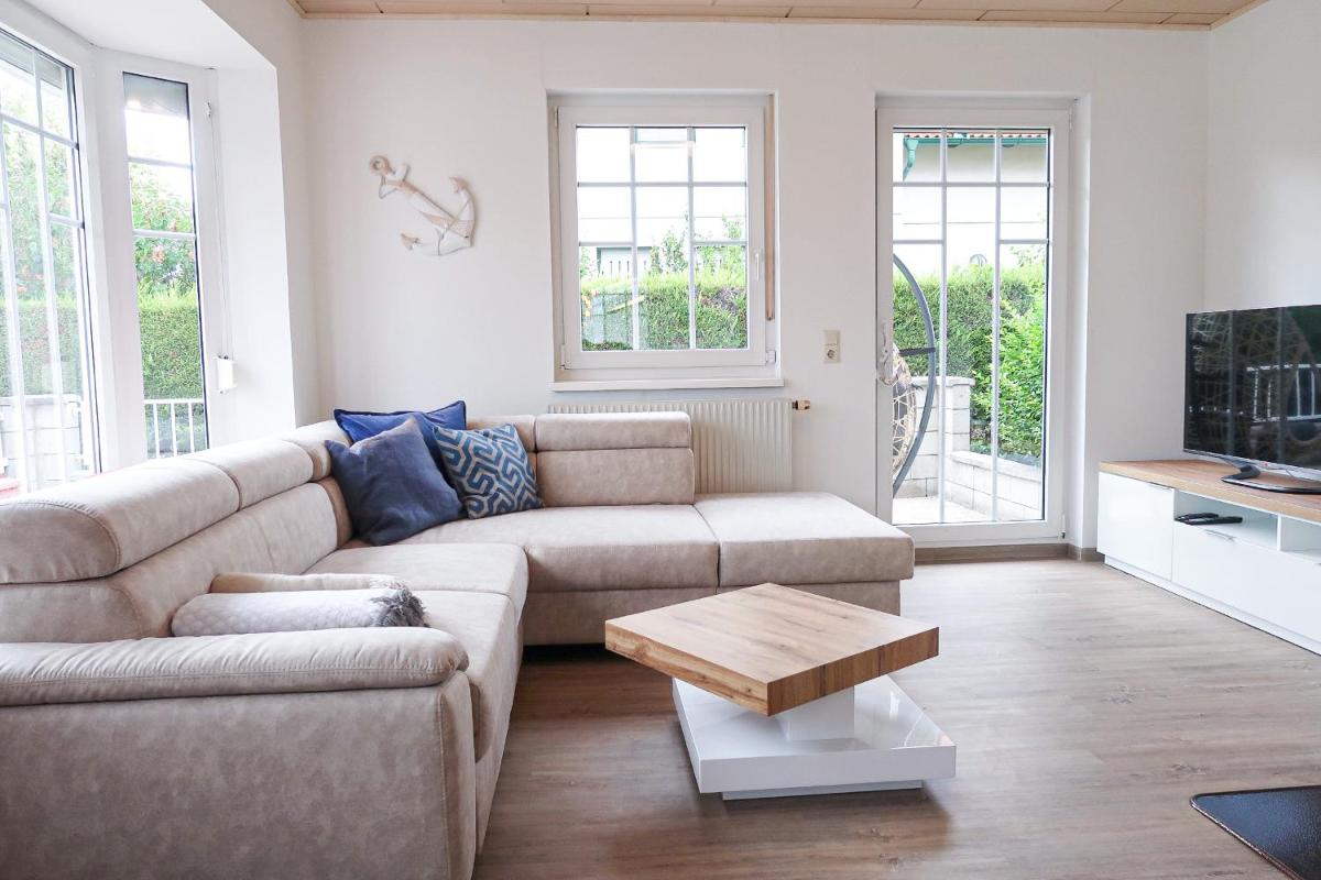Pannonia Lake House - Housity