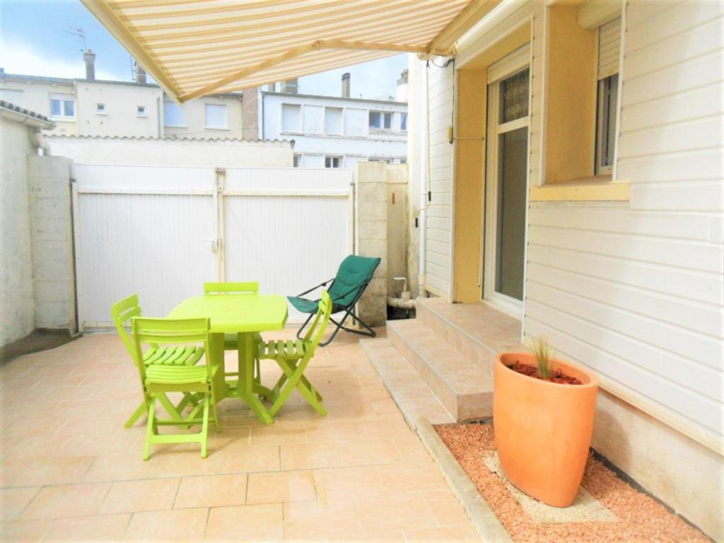 Appartement à 50 mètres de la mer - Les embruns - Housity