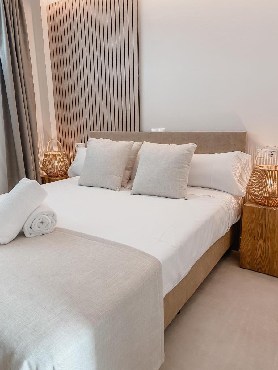 Cama o camas de una habitación en Portomar Apartments - 4-Star Superior Hotel