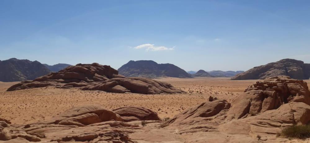 Abdullah desert trips - Housity